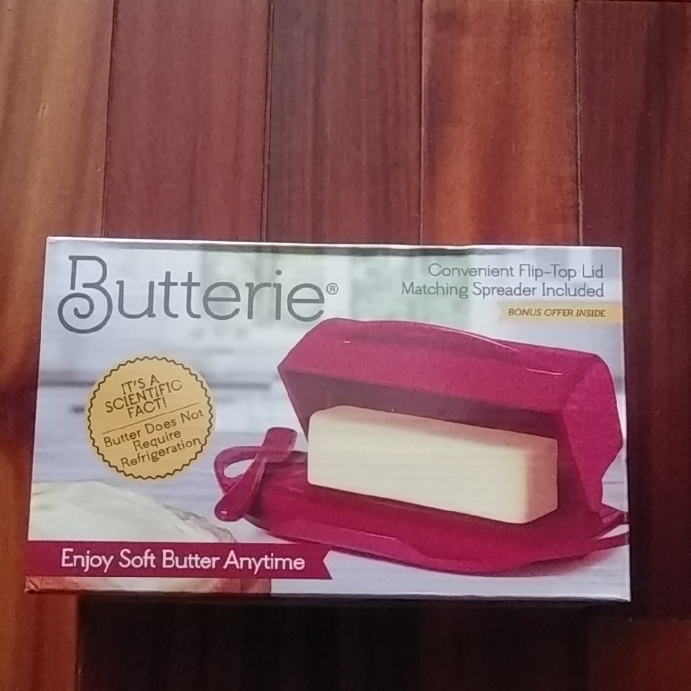 Butter Red Butter Dish with Spreader